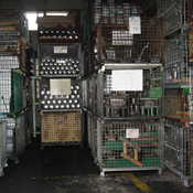 プレス加工品の保管倉庫